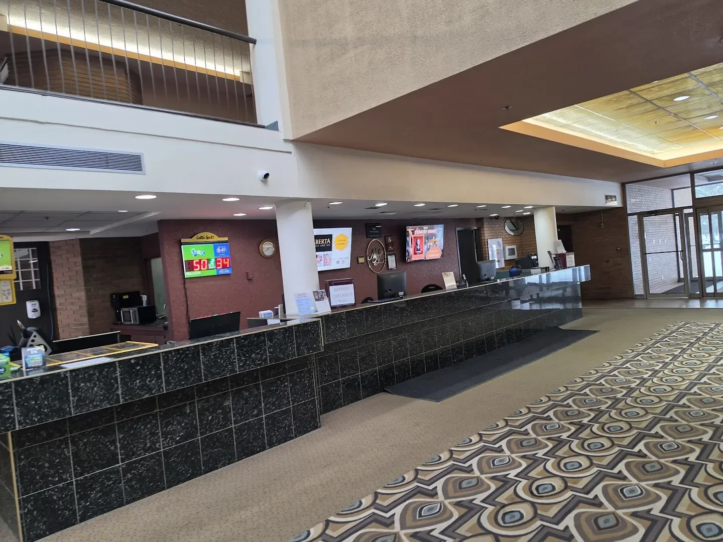Open grounds at Medicine Hat Lodge in Medicine Hat, Alberta